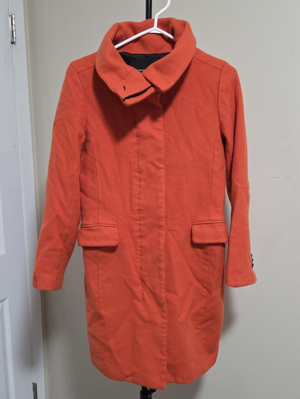 Club Monaco Coral-Orange Single-Breasted Trench Coat
